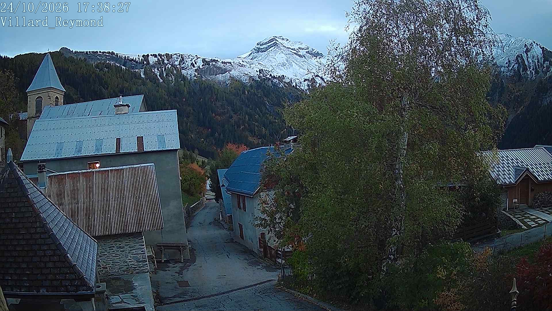 Vue en direct de la webcam de Villard-Reymond, route du col du Solude