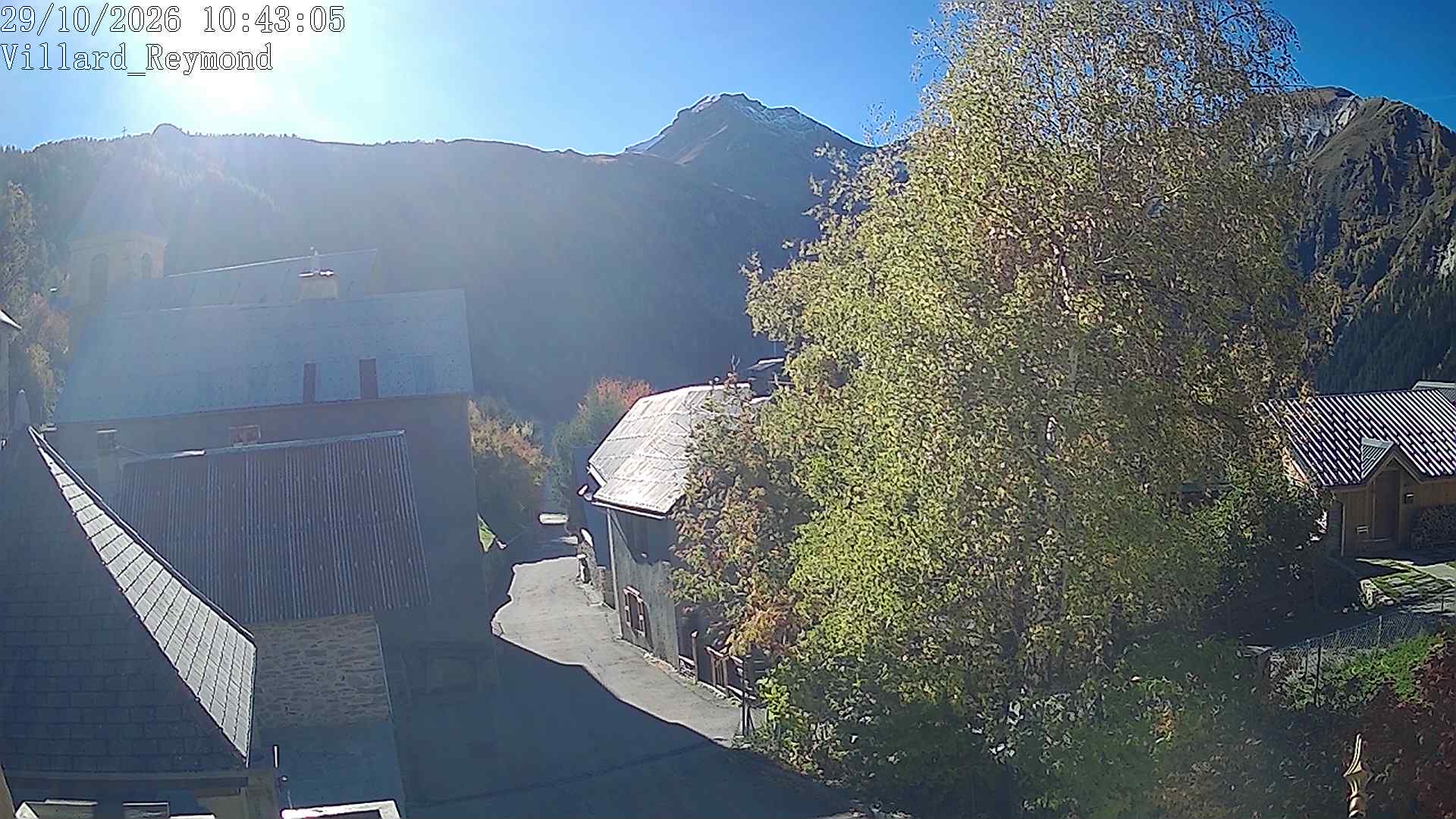 Vue en direct de la webcam de Villard-Reymond, route du col du Solude