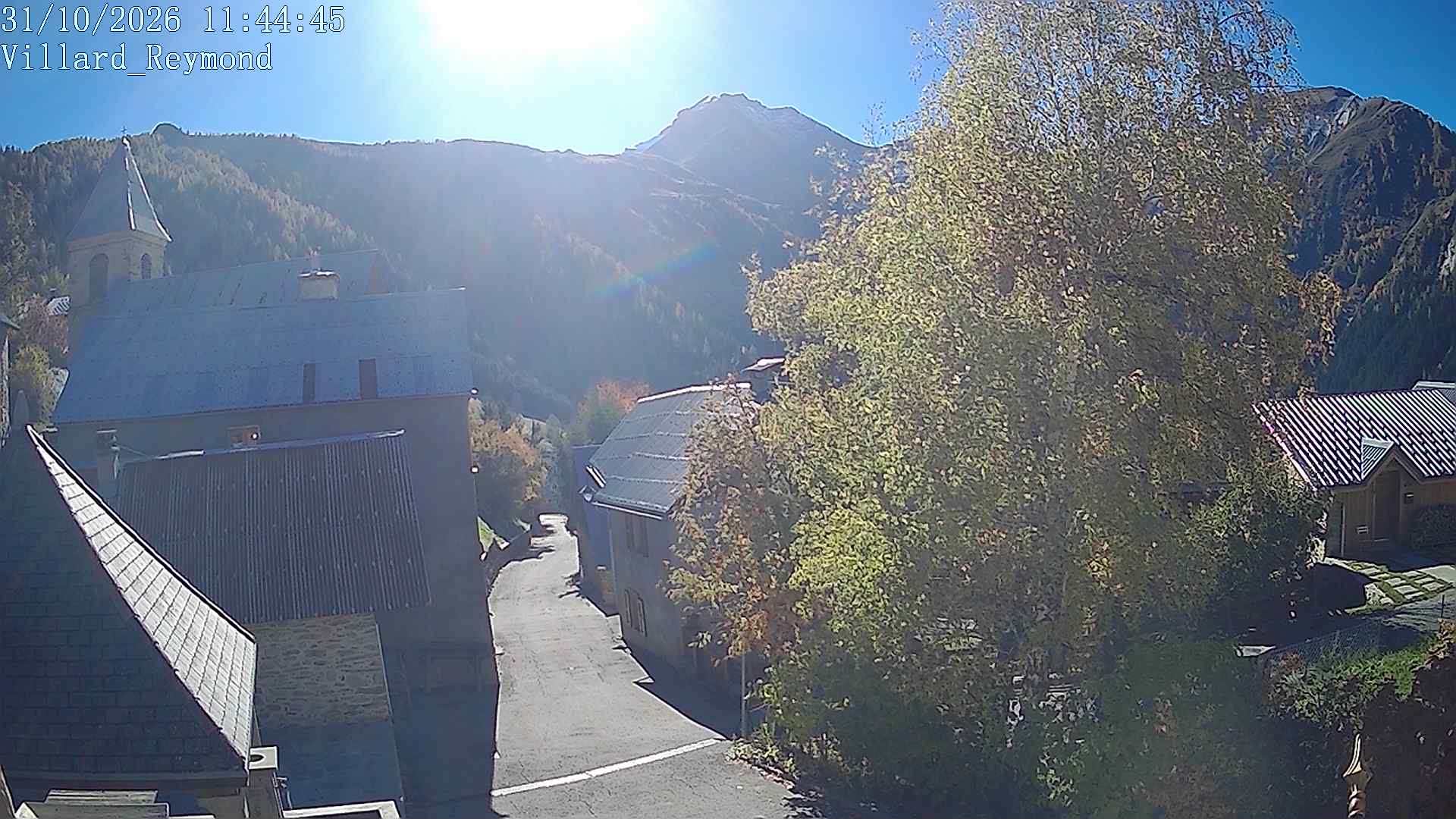 Vue en direct de la webcam de Villard-Reymond, route du col du Solude